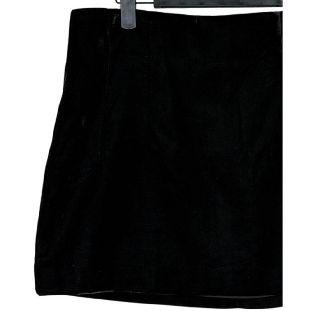 NWT Zara Soft Velvet Velour Straight Mini Skirt Zip Up Closure L Black #3823 - Picture 5 of 15